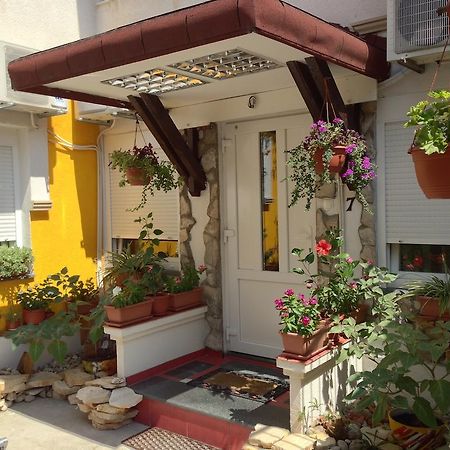 Guesthouse 7Even Mostar Esterno foto