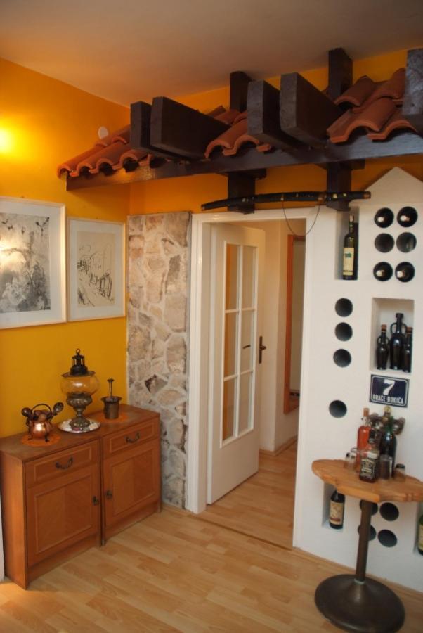 Guesthouse 7Even Mostar Esterno foto